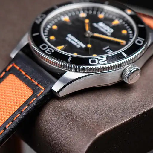 ミドー オーシャンスター39 39mm ブラック 自動巻き ステンレススチール腕時計 M026.907.17.051.00