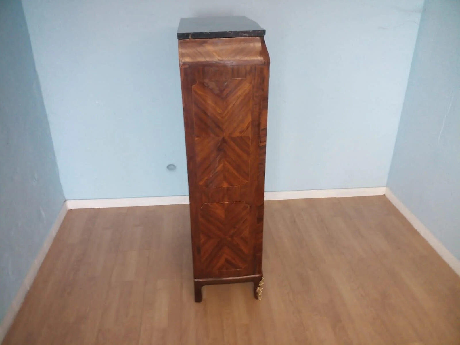 Cassettiera secrétaire luigi xvi in legno con intarsi geometrici decorativi e piano in marmo del 1800