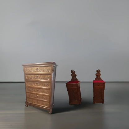 Ornate cassettiera italiana noce in legno con tre pezzi set romantico del xix secolo