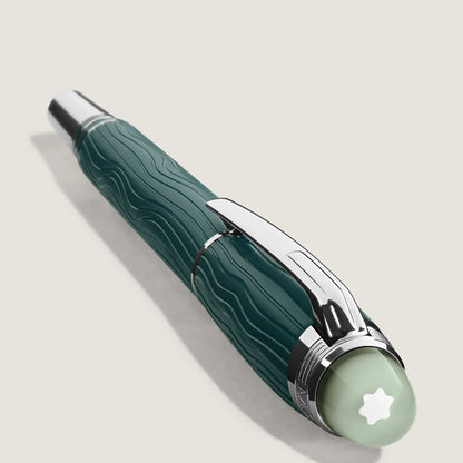 Montblanc stilografica starwalker polargreen con corpo teal e texture ondulata effetto legno e dettagli in argento lucido