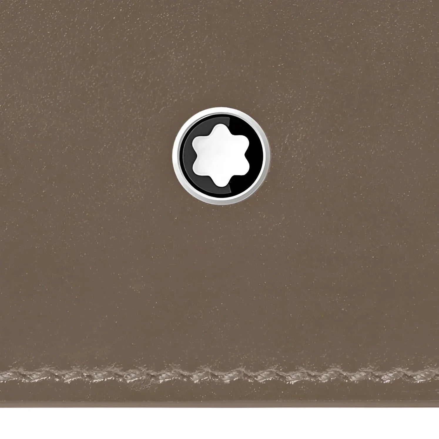 Montblanc portafoglio meisterstück con emblem montblanc circolare in pelle lucida mastice e tasche extra elegante