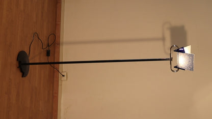 Lampada da terra Triana — Perry King & Santiago Miranda per Arteluce, 1985