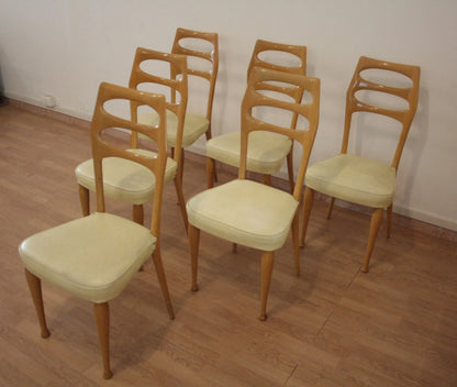 Set di 6 sedie da pranzo in legno chiaro con sedili crema di vittorio dassi anni 50 da dario raia antiquariato