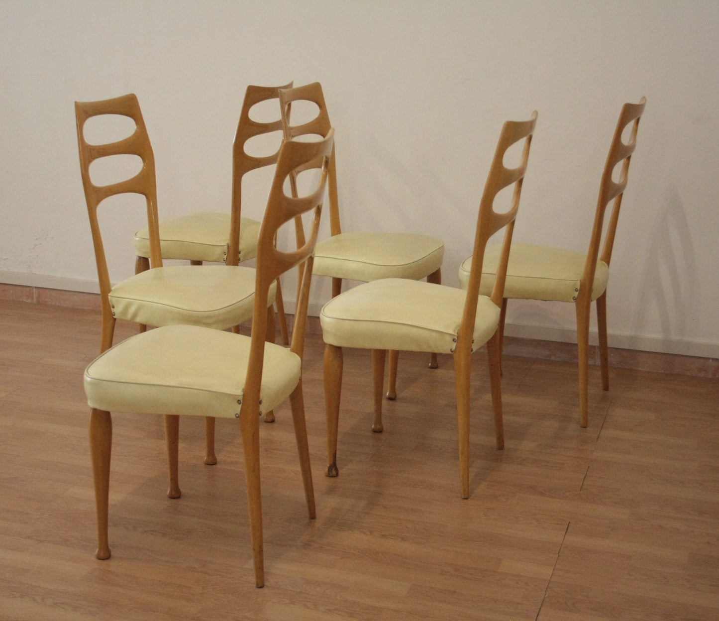 Set di sei sedie da pranzo mid-century moderne in legno di vittorio dassi anni 50 da dario raia antiquariato