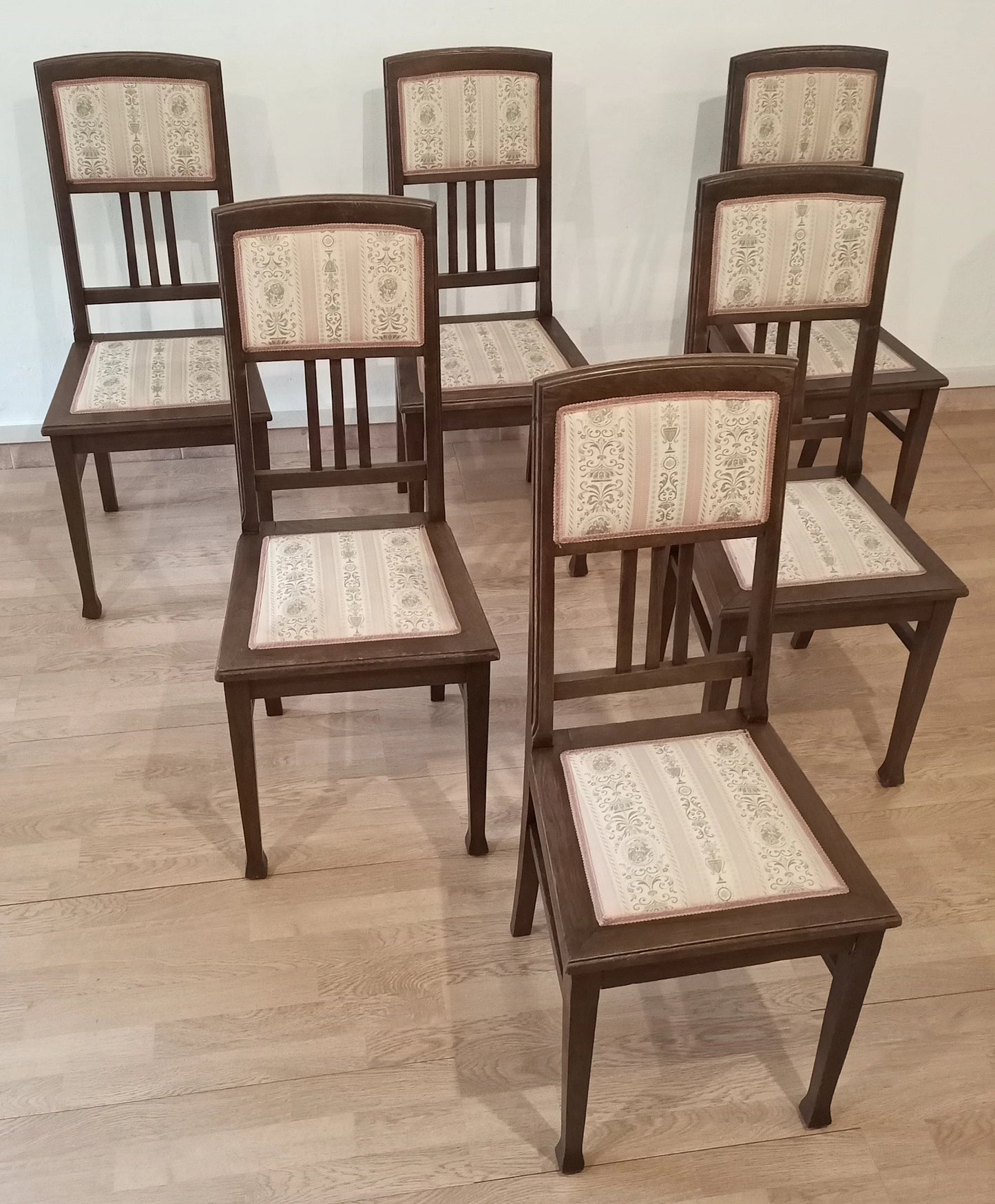 Set di sei sedie pranzo vintage in rovere massello con seduta e schienale imbottiti stile italiano